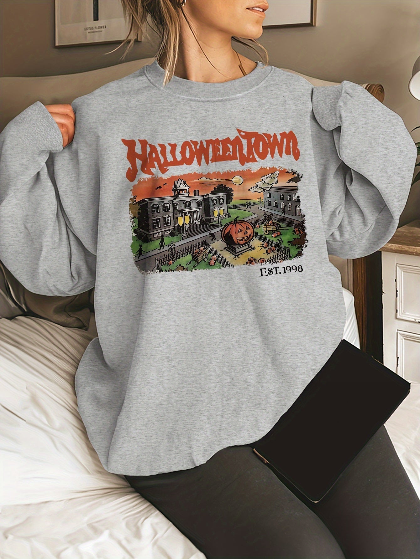 Halloween Town Print Sweatshirt, Casual Long Sleeve Crew Neck Sweatshirt For Spring & Fall, Women's Clothing