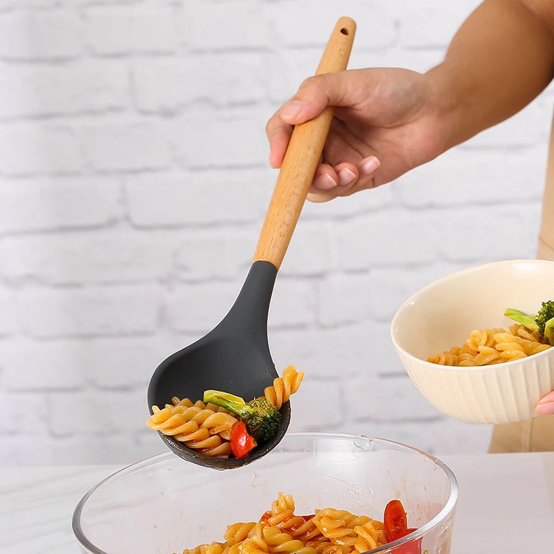 Wooden Handle Silicone Kitchen Utensil Set - DINING DREAMS STORE