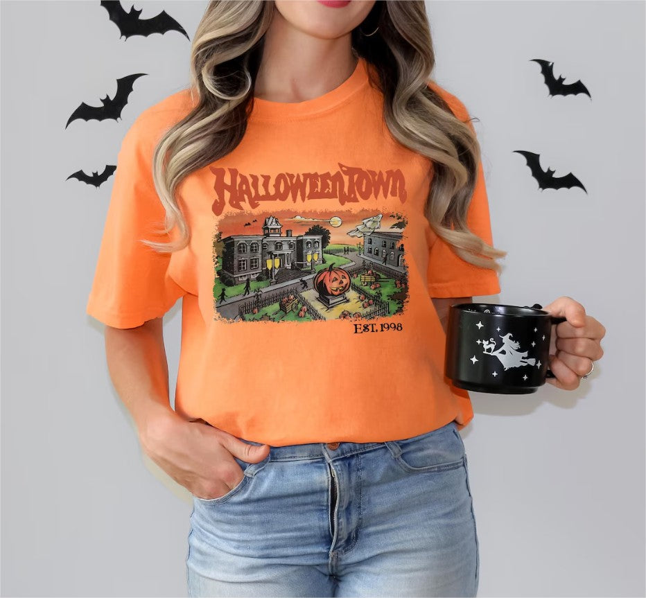 Halloween Town Print Sweatshirt, Casual Long Sleeve Crew Neck Sweatshirt For Spring & Fall, Women's Clothing